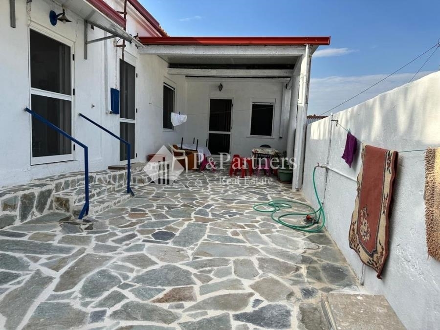 (For Sale) Residential Detached house || Piraias/Salamina - 95 Sq.m, 2 Bedrooms, 130.000€ 